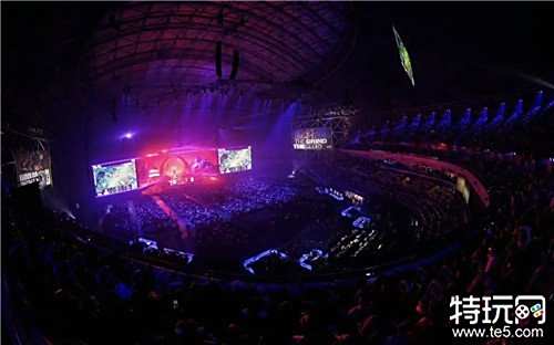 的频繁伤病 的频繁伤病